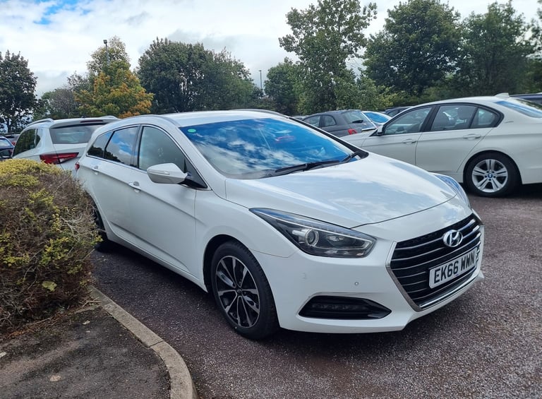 AUTOMATIC Hyundai i40 Tourer,HEATED SEATS,LOW TAX,REVERSE CAMERA,CHEAP TO RUN