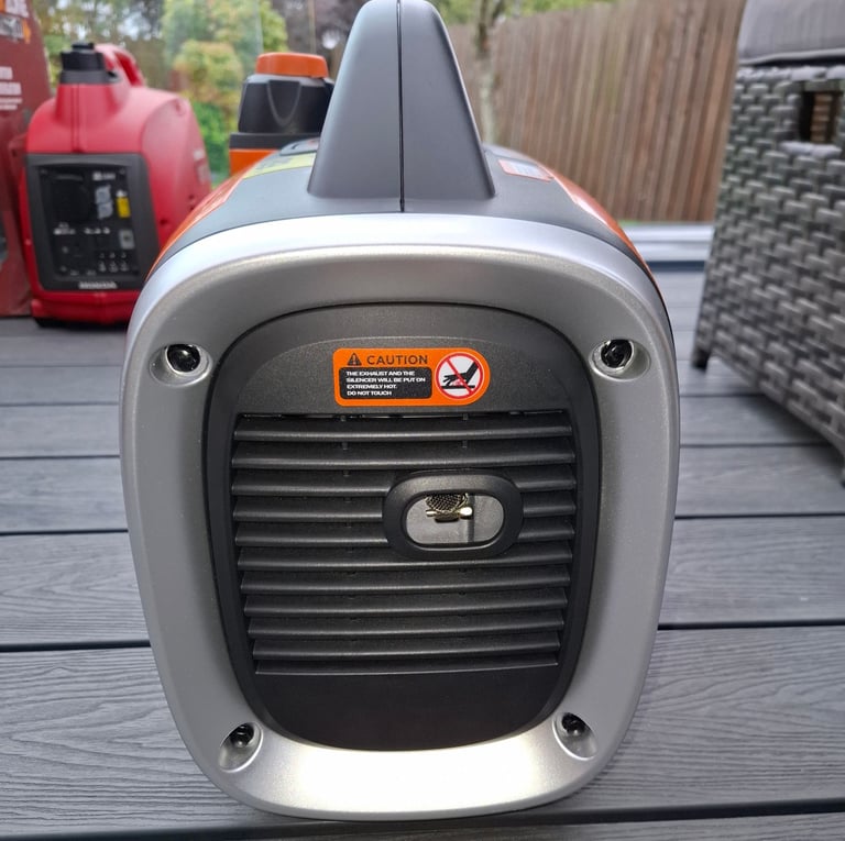 Petrol generator Black + Decker BXGNi900E 4-stroke petrol generator inverter generator 