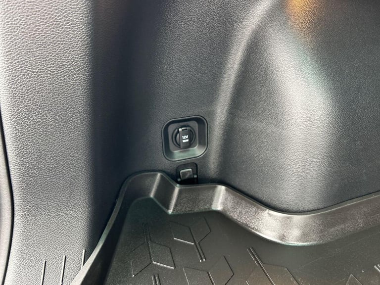 2025 Kia Sportage 1.6 h T-GDi GT-Line SUV 5dr Petrol Hybrid Auto Euro 6 (s/s) (207 bhp) SUV PETRO...