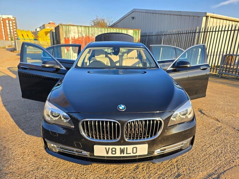 2013 BMW 7 Series 4.4 750Li V8 SE Auto Euro 5 (s/s) 4dr Saloon Petrol Automatic