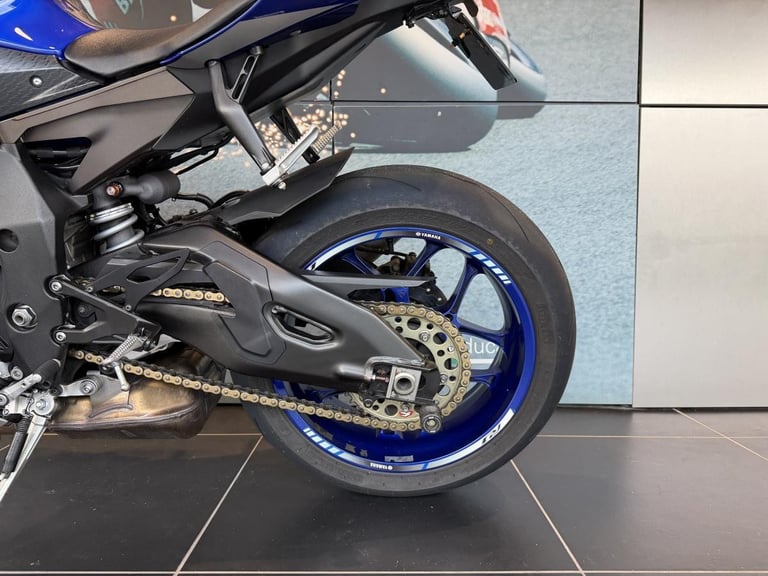 2016 Yamaha YZF-R1 – Excellent Condition, Low Mileage