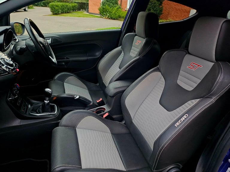 Ford Fiesta St-2 