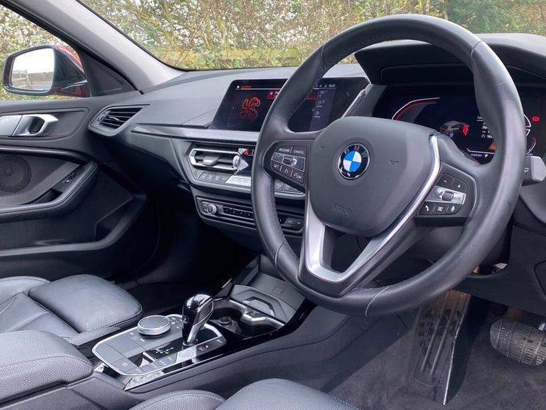 2021 BMW 1 Series 118i Sport Auto 5dr - Virtual Cockpit &amp; Apple CarPlay &amp; Heated Seats HA...