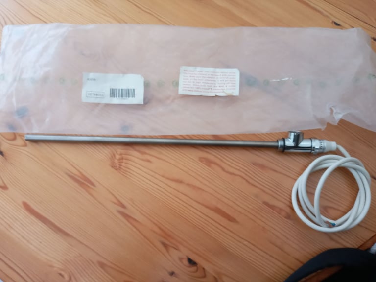 New towel radiator element 400w, 420mm long, 240volt