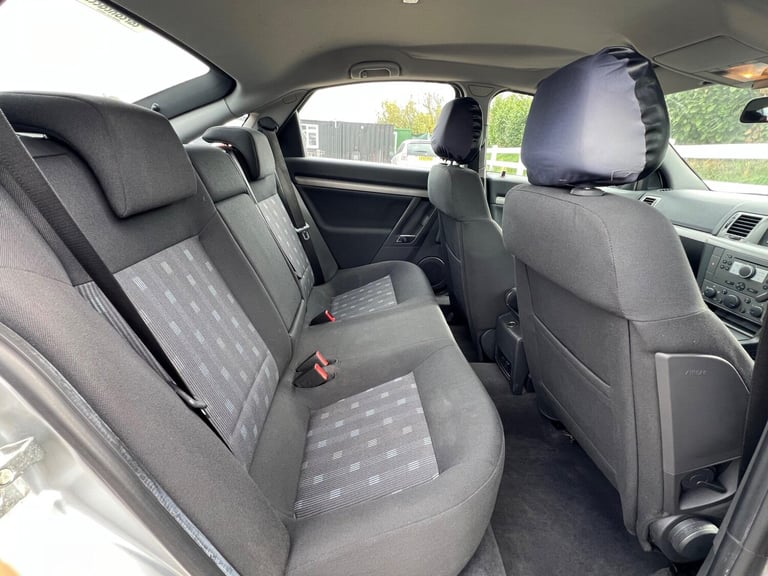 2008 Vauxhall Vectra 1.8 VVT Life 5dr HATCHBACK Petrol Manual