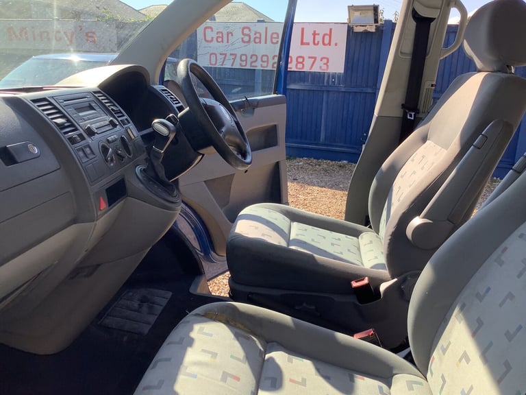 2007 Volkswagen Transporter Shuttle 2.5TDI PD 130PS SE Minibus Tip Auto MPV Diesel Automatic