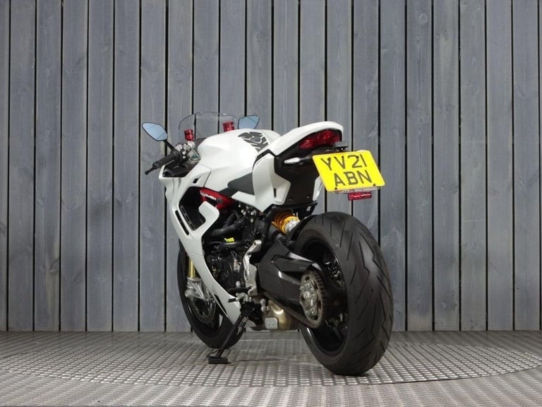 2021 21 DUCATI SUPERSPORT 950 S