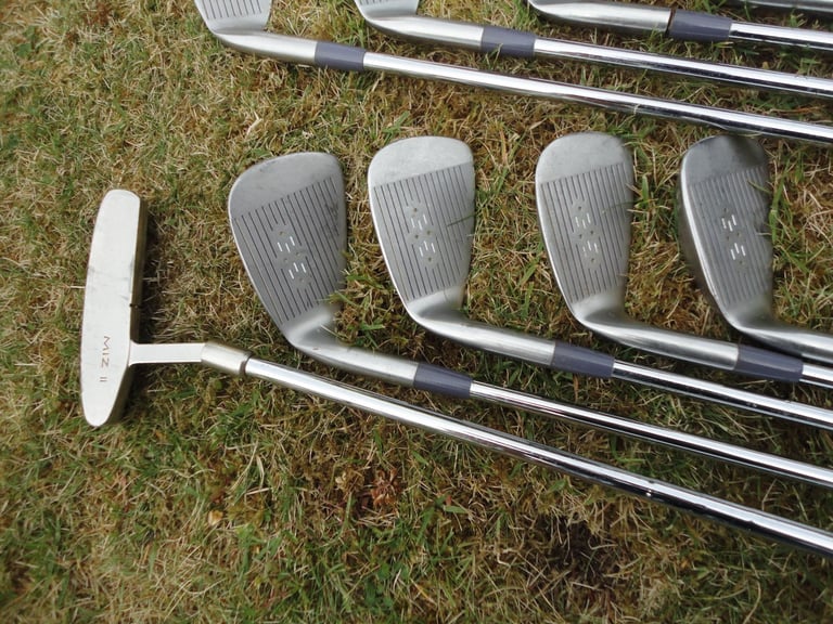 Ladies / teenagers mizuno Miz Novel golf club set in mizuno bag 12 clubs