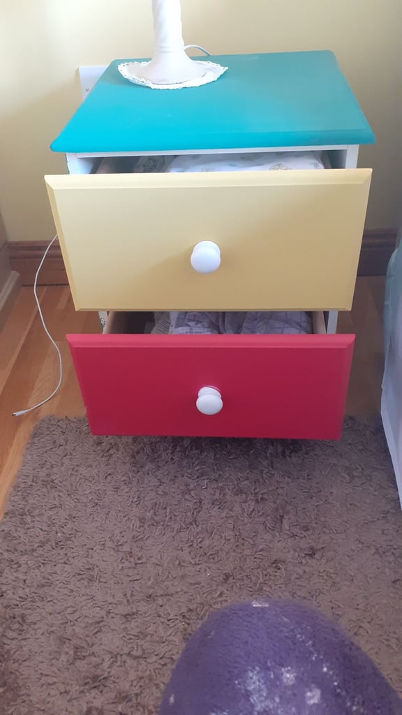 Wardrobe and Bedside Cabinet matching set only £18 ono