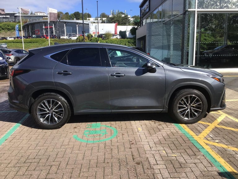2022 Lexus NX 2.5 350h Premium SUV 5dr Petrol Hybrid E-CVT 4WD Euro 6 (s/s) (245 ps) ESTATE Petro...