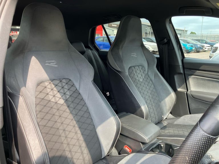 2022 Volkswagen Golf 1.5 eTSI 150 R-Line 5dr DSG HATCHBACK Petrol/Electric Hybrid Automatic