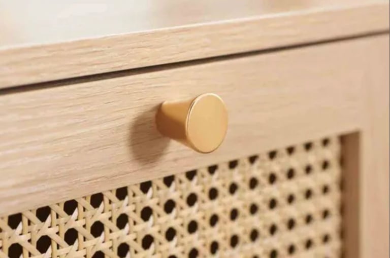 Bedside table 