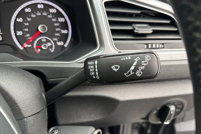 2021 Volkswagen T-Roc 97294 Hatchback Petrol Automatic