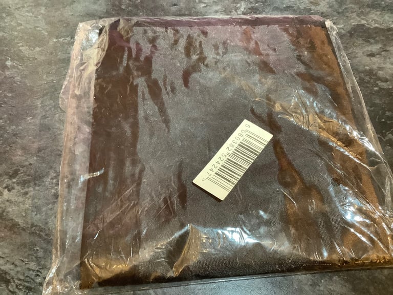 4ft Apex Rabbit/Guinea Pig Run Cover, run covers to protect you rabbit/guinea pig runs