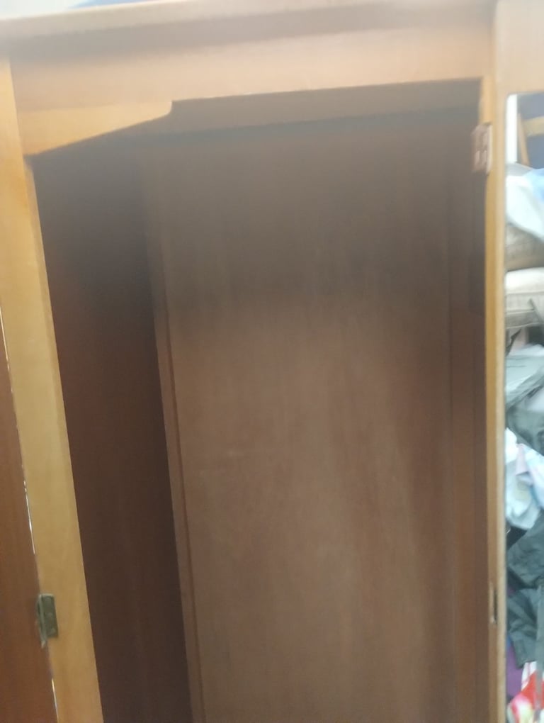 Wardrobe 