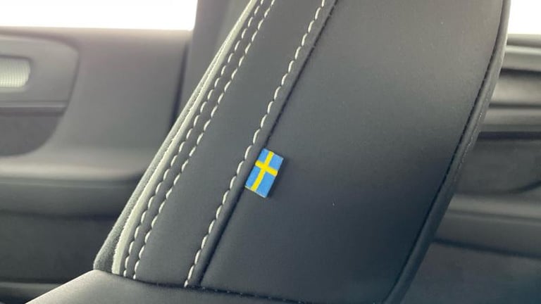 2025 Volvo XC40 Plus B4 Mild hybrid Petrol Dark Automatic SUV Petrol Automatic