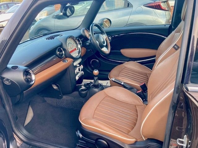 2010 MINI Hatch 1.6 COOPER MAYFAIR 3dr  PETROL MANUAL (122 ps) WITH SERVICE HISTORY Hatchback Pet...