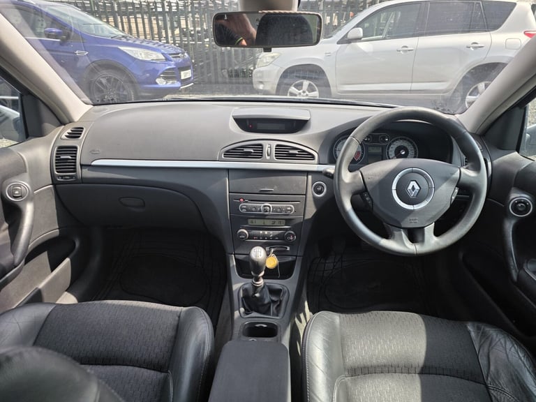 2005 Renault Laguna 1.9 dCi 120 Dynamique 5dr HATCHBACK Diesel Manual