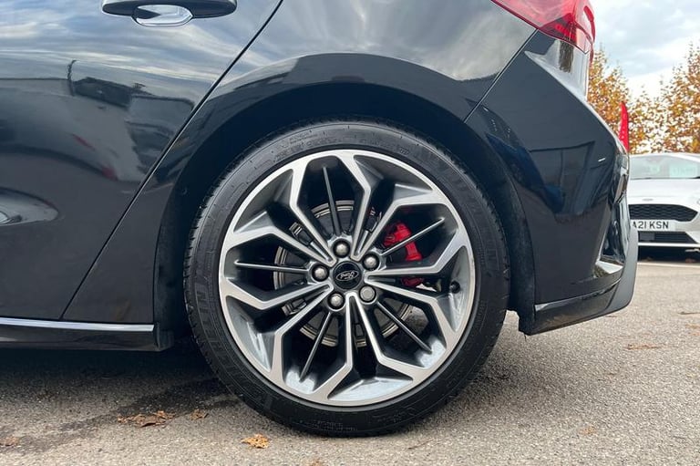 2025 Ford Focus 1.0 EcoBoost Hybrid mHEV ST-Line X 5dr HATCHBACK PETROL Manual