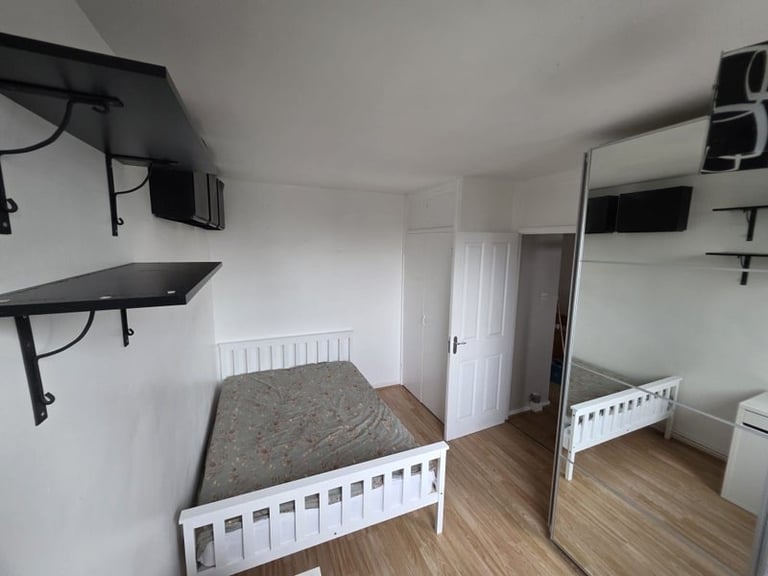 🌿Double Room for Rent – E1 | Great Access to Central London 📍