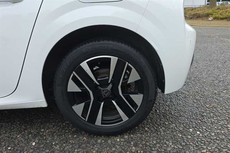 2024 Peugeot 208 1.2 PureTech 100 Allure 5dr HATCHBACK PETROL Manual