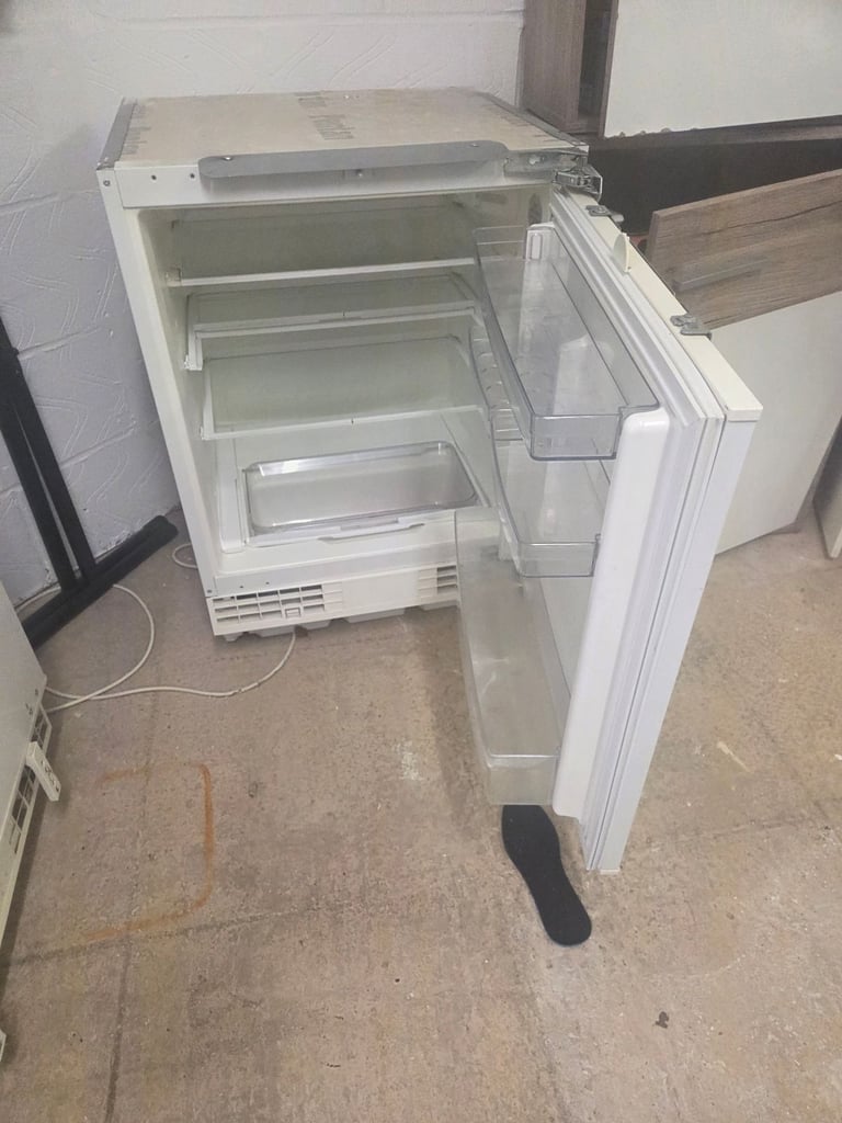 Good condition integrated freezer