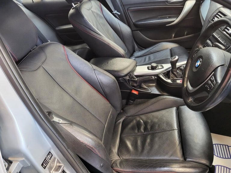 BMW 1 SERIES 118i SPORT