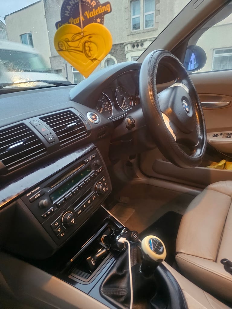 BMW, 1 SERIES, Hatchback, 2005, Manual, 1596 (cc), 5 doors