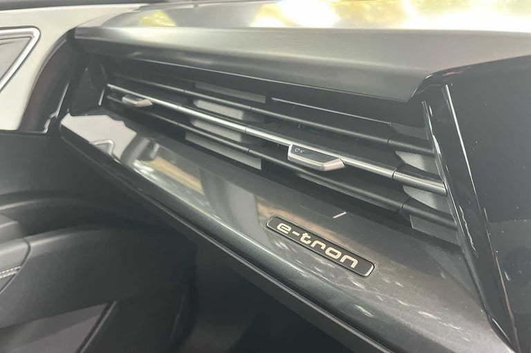 2025 Audi Q4 e-tron 150kW 40 63kWh Black Edition 5dr Auto SUV Electric Automatic