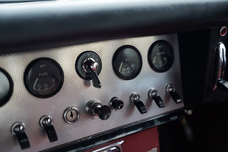 1963 Jaguar E-Type Series 1 3.8 Fixed Head Coupe