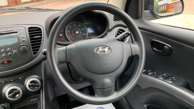 HYUNDAI i10 ACTIVE 5 DOOR HATCHBACK MANUAL ULEZ £20 ROAD TAX