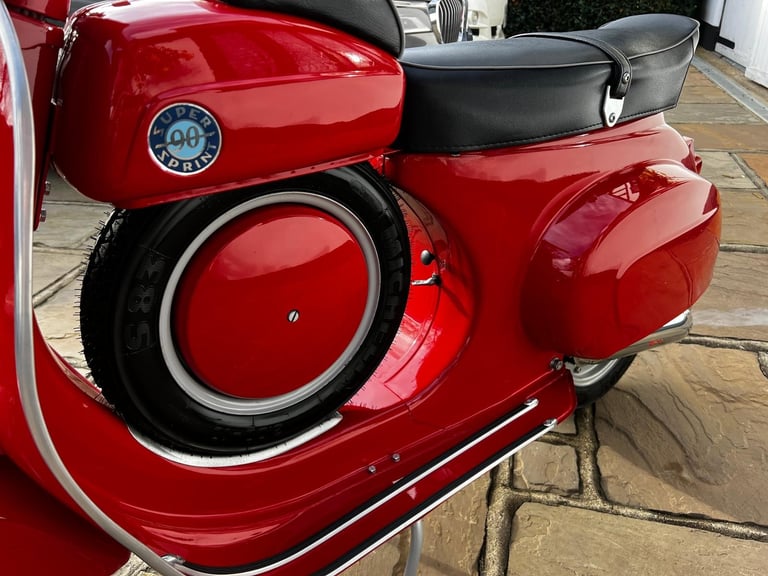 1967 VESPA SS90