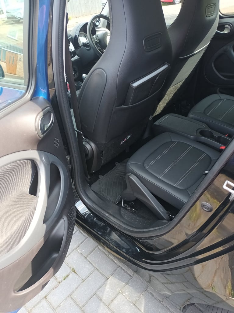 Smart, FORFOUR, Hatchback, 2016, Manual, 999 (cc), 5 doors
