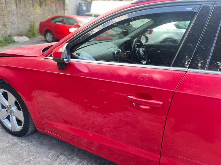 AUDI A3 8V HATCHBACK 5DR RED LY3J 2013-17 FOR BREAKING