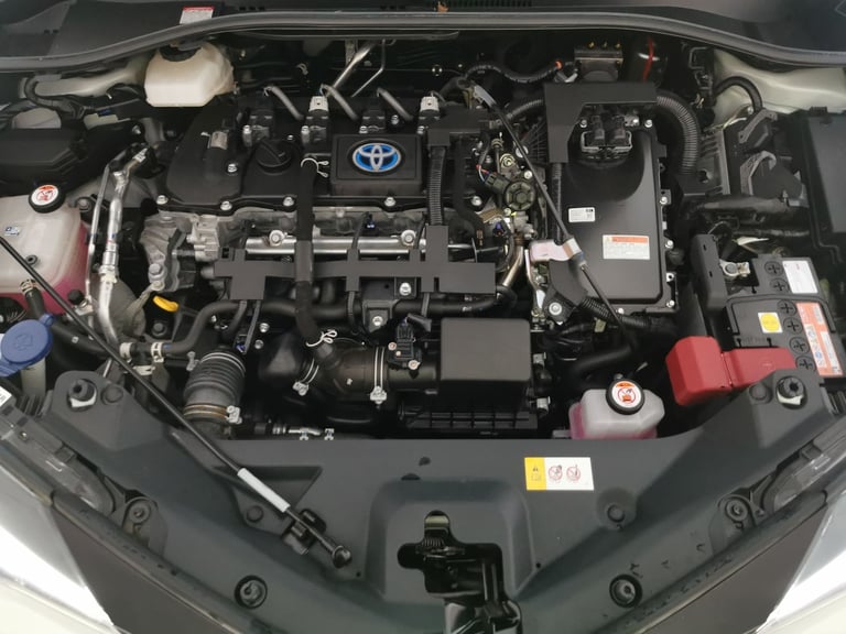 2023 Toyota C-HR 1.8 VVT-h GR SPORT SUV 5dr Petrol Hybrid CVT Euro 6 (s/s) (122 ps) - HEATED Suv ...