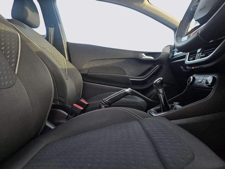 2017 Ford Fiesta 1.1 Ti-VCT Zetec Euro 6 (s/s) 3dr HATCHBACK Petrol Manual