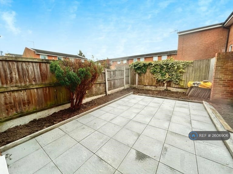 3 bedroom house in Devonshire Street South, Manchester, M13 (3 bed) (#2606906)