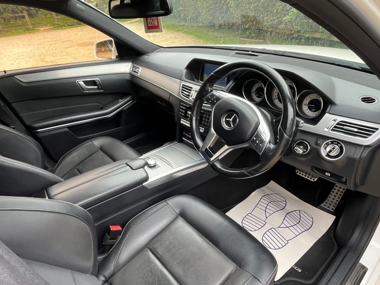 Mercedes-Benz, E Class, E250 CDi AMG Sport, Automatic, White, Saloon, beautiful condition
