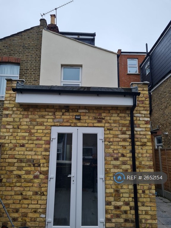 7 bedroom house in Tottenham, London, N15 (7 bed) (#2652154)