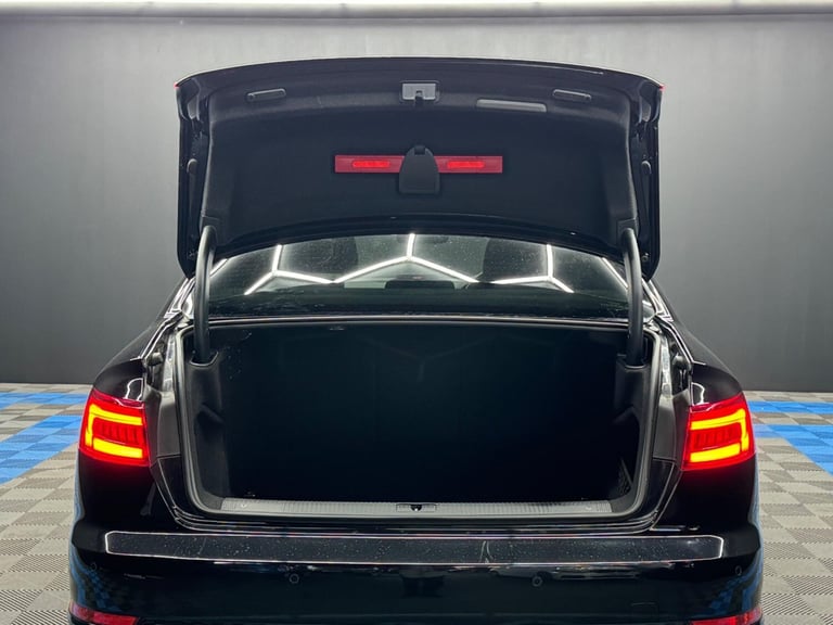 2019 Audi A4 2.0 TDI 35 Black Edition S Tronic Euro 6 (s/s) 4dr SALOON Diesel Automatic