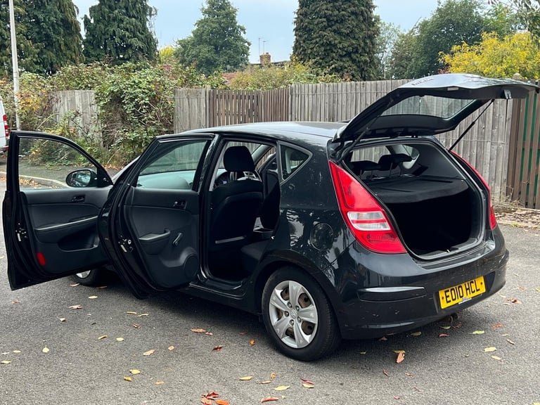 2010 Hyundai i30 1.6 CRDi Classic [2010] 5dr [90] HATCHBACK Diesel Manual