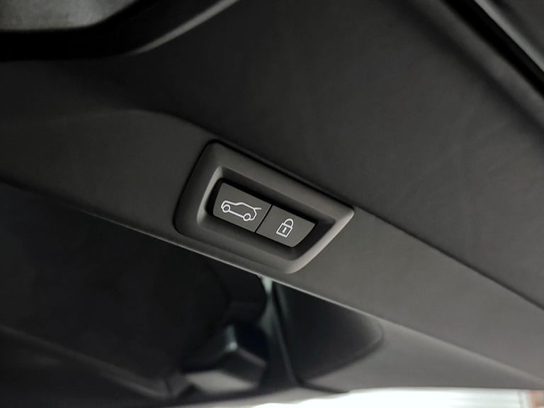 2023 Rolls-Royce Cullinan 6.75 V12 Black Badge SUV 5dr Petrol Auto 4WD Euro 6 (600 ps) ESTATE Pet...