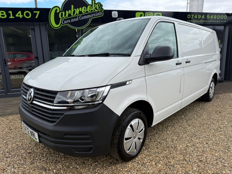2023 VOLKSWAGEN TRANSPORTER STARTLINE LWB - ONLY 9,925 MILES - MAJOR SERVICED 