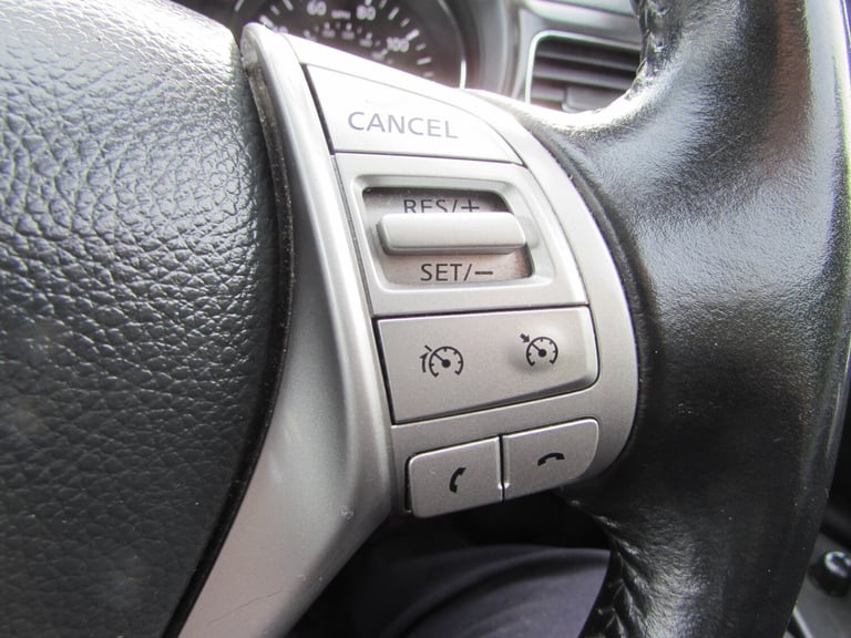 2016 Nissan Pulsar 1.5 dCi N-Tec 5dr HATCHBACK Diesel Manual