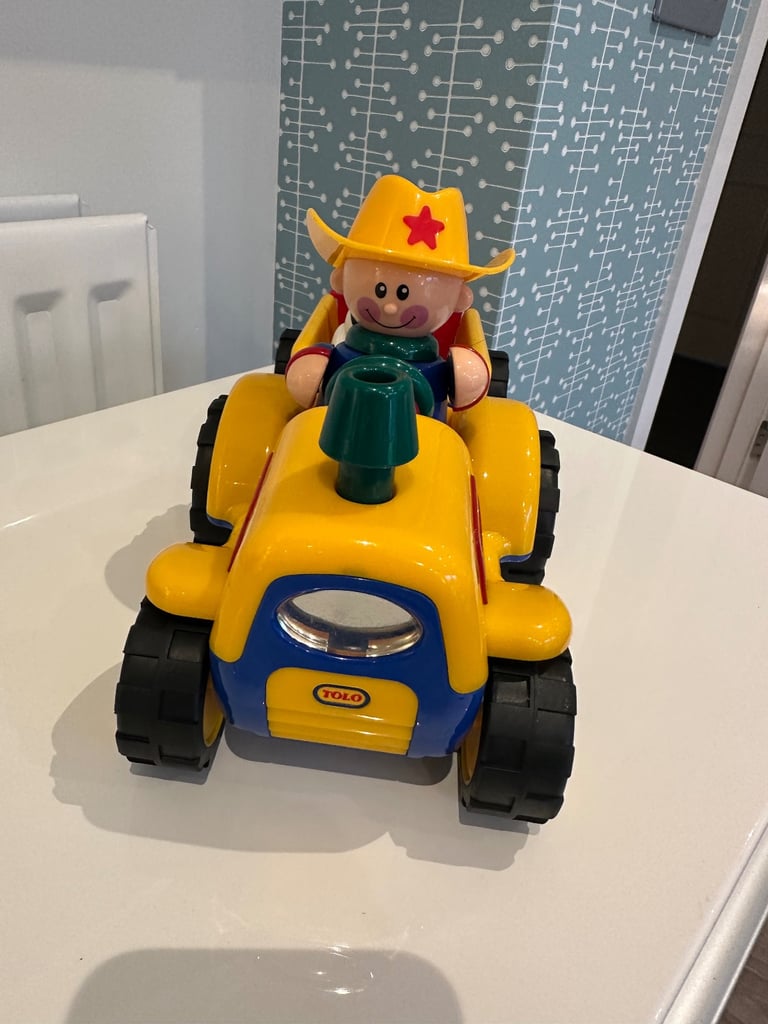 Vintage (2007) TOLO FIRST FRIENDS Tractor and Trailer - Age 1-5
