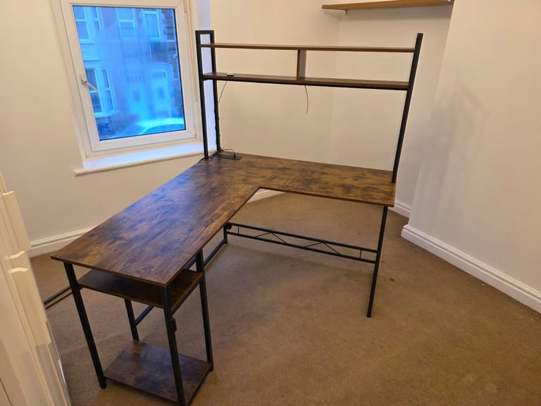 L-Shaped Rustic Corner Desk with Shelves – Great for Home Office or Gaming