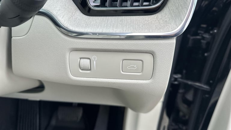 2021 Volvo XC60 2.0 B5P Inscription 5dr AWD Geartronic ESTATE PETROL Automatic