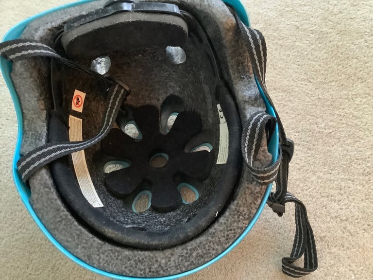 Kids blue micro scooter helmet 48-53cm size small