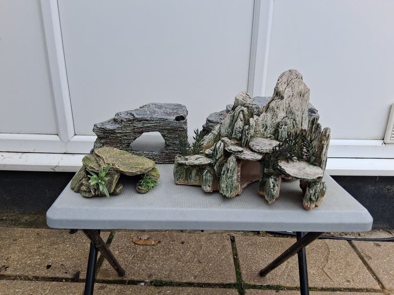 Aquarium rocks 