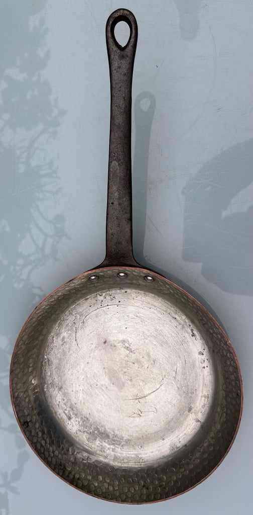 VINTAGE FRENCH COPPER FRYING PAN, 24cm, SBS GRANDE CUISINE FABRICATION FRANCAIS - WILL POST!